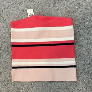 Express no sleeved crop top